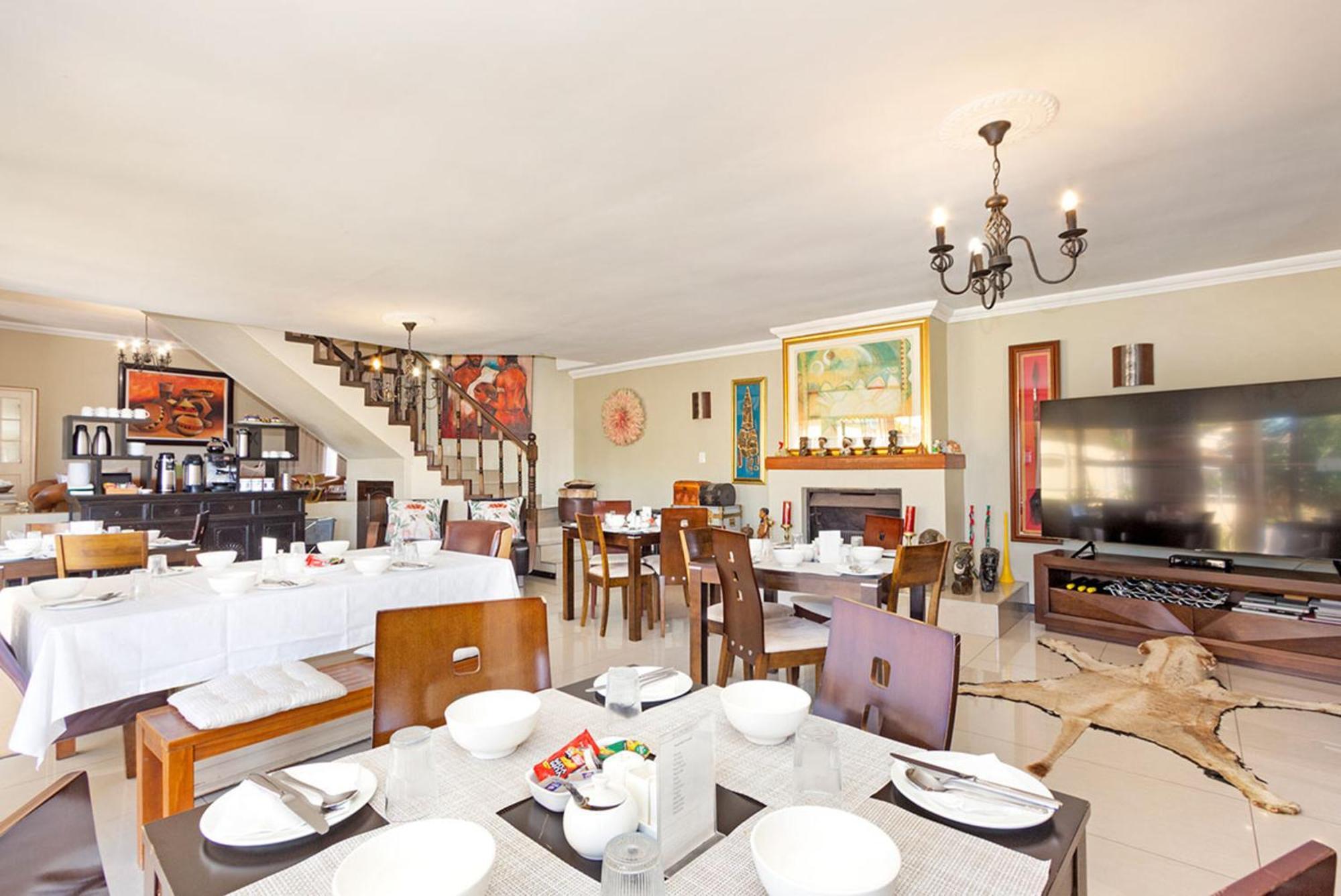 Kwantu Guesthouse 1 Kaapstad Buitenkant foto